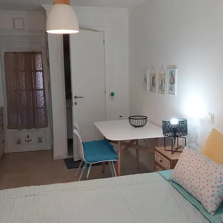 Nias Studio Apartment Perama (Corfu)
