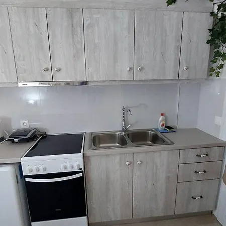 Nias Studio Apartment
